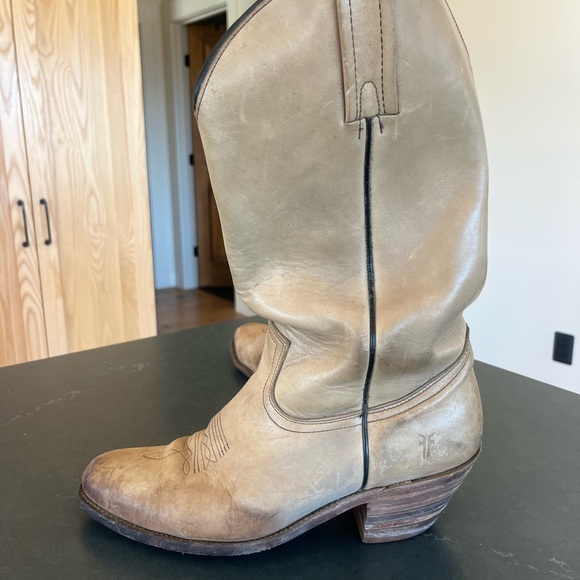 Frye Other - Vintage Frye Boots in Cream